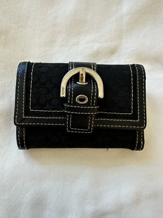 Coach Soho Black Signature Mini Trifold Canvas Wallet - Picture 1 of 9